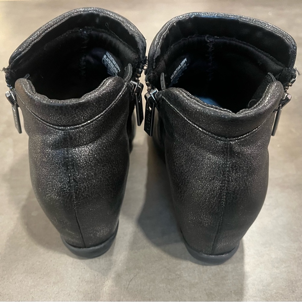Amazing Wedges - Picture 2 of 3